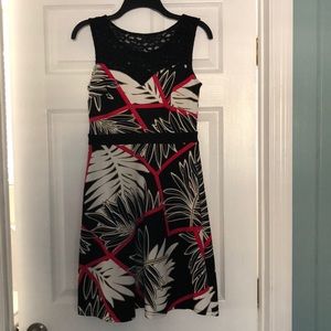 Lace detail pink and black dress